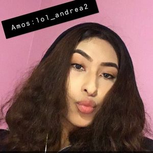 Meet your Posher, Andrea